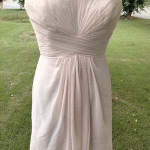 David Bridal Peach sleeveless formal dress Dz